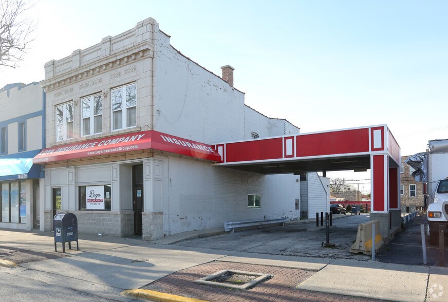 More Photos Of 6041 W Cermak Rd, Cicero Bank For Lease