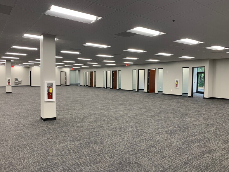More Photos Of 6455 Shiloh Rd, Alpharetta Office For Sale