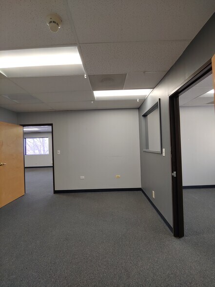 More Photos Of 393 S Harlan St, Lakewood Medical For Lease