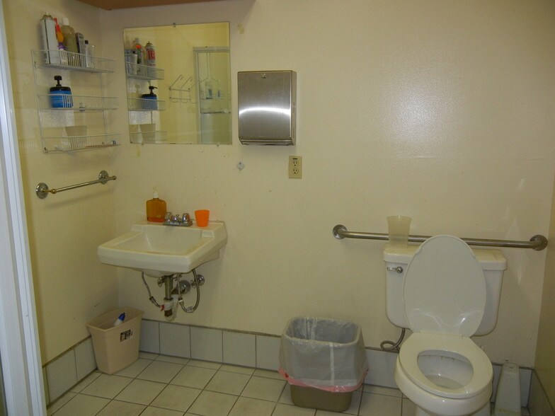 More Photos Of 1416 S San Gabriel Blvd, San Gabriel Office For Sale