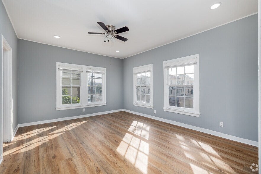 More Photos Of 100 N Kenmore Ave, Los Angeles Apartments For Sale