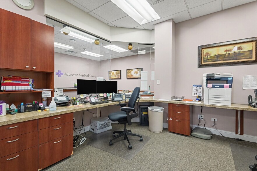 More Photos Of 900 Technology Way, Libertyville Medical For Sale