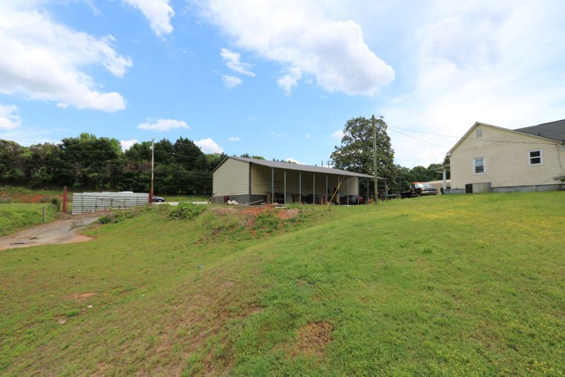 More Photos Of 1101 N Main St, Greer Auto Repair For Sale