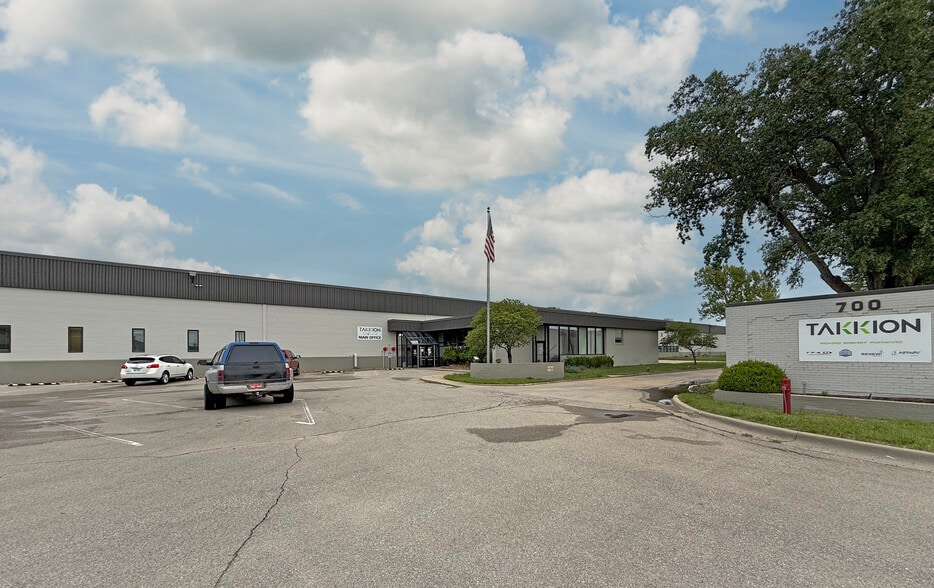 Primary Photo Of 700 E 37th St N, Wichita Warehouse For Lease