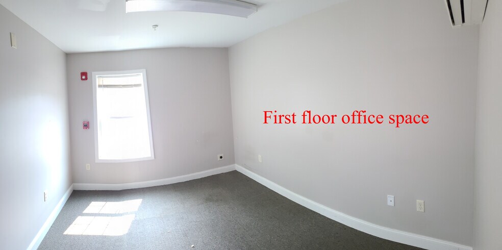 More Photos Of 22 Gauthier Rd, Epsom Industrial For Lease