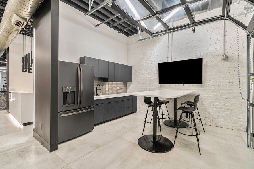 More Photos Of 1209 Harney St, Omaha Office Residential For Sale