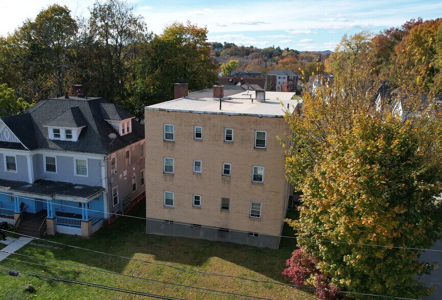 Primary Photo Of 7 Norfolk St, Hartford Apartments For Sale