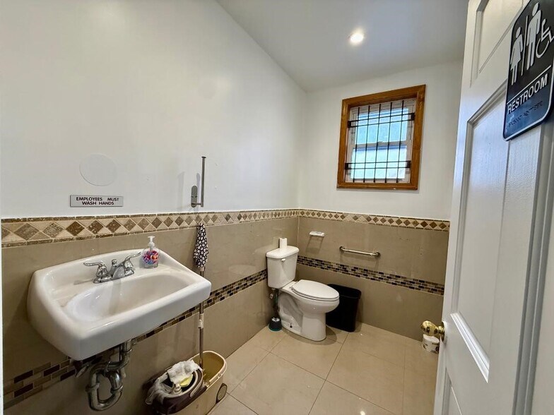 More Photos Of 12403 18th Ave, College Point Storefront Retail Residential For Lease