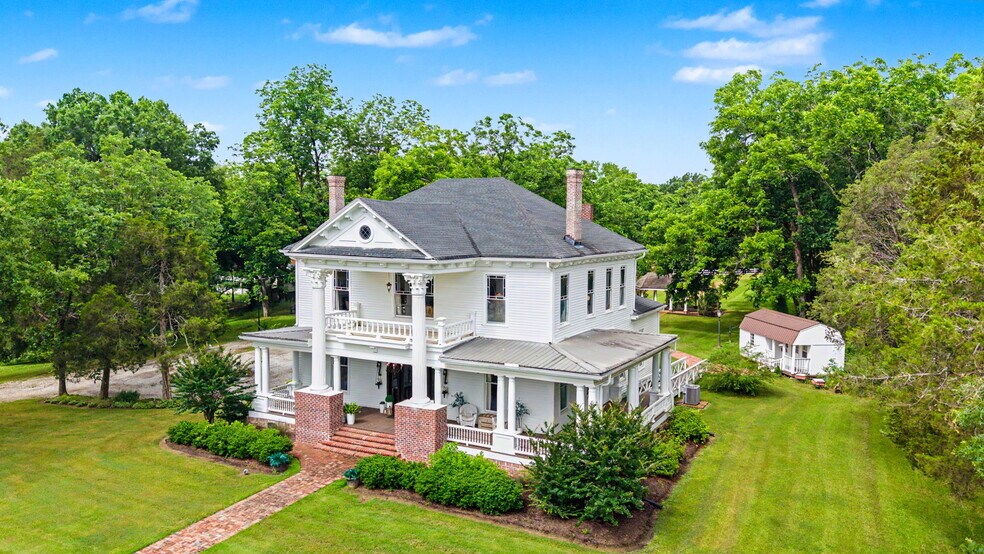 More Photos Of 118 Hwy 309 S, Byhalia Lodge Meeting Hall For Sale