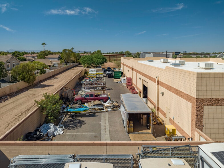 More Photos Of 1309 N Leland Ct, Gilbert Distribution For Lease