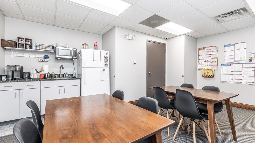 More Photos Of 11470 Industrial Dr, Galena Warehouse For Sale