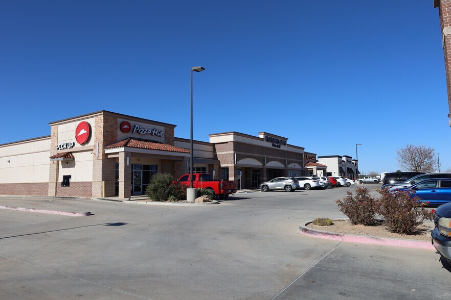 More Photos Of 11824 Indiana Ave, Lubbock General Retail For Lease