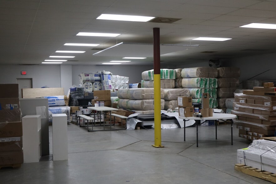 More Photos Of 340 Forum Pky, Rural Hall Manufacturing For Lease