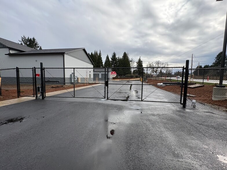 More Photos Of 15805 NE Caples Rd, Brush Prairie Warehouse For Lease