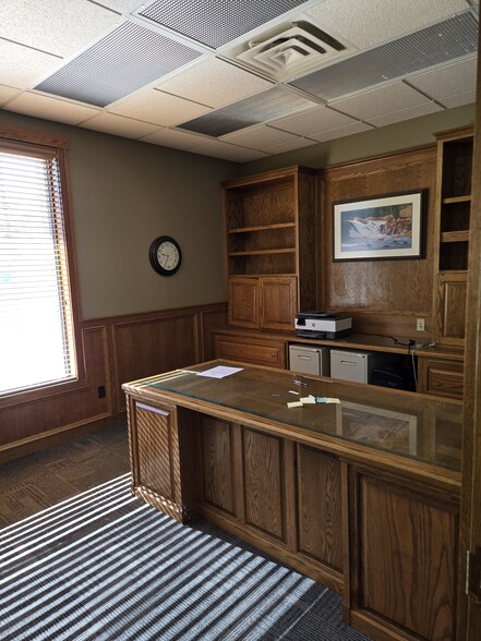 More Photos Of 211 IL-38, Rochelle Light Distribution For Lease