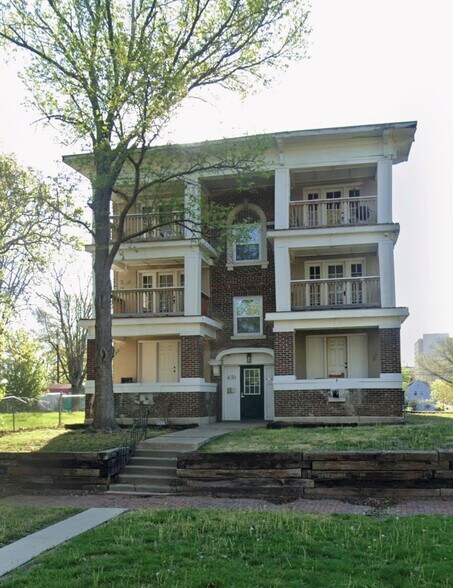 More Photos Of 901 SW Tyler St, Topeka Apartments For Sale