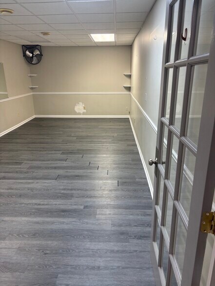 More Photos Of 116 Lake Ave, Buffalo Office For Lease