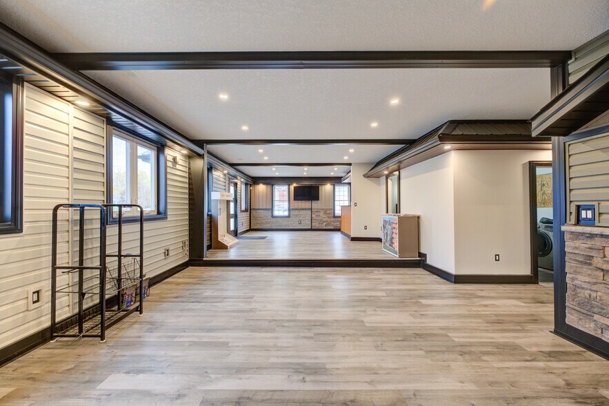 More Photos Of 76 Capron St, Paris Storefront Retail Residential For Sale