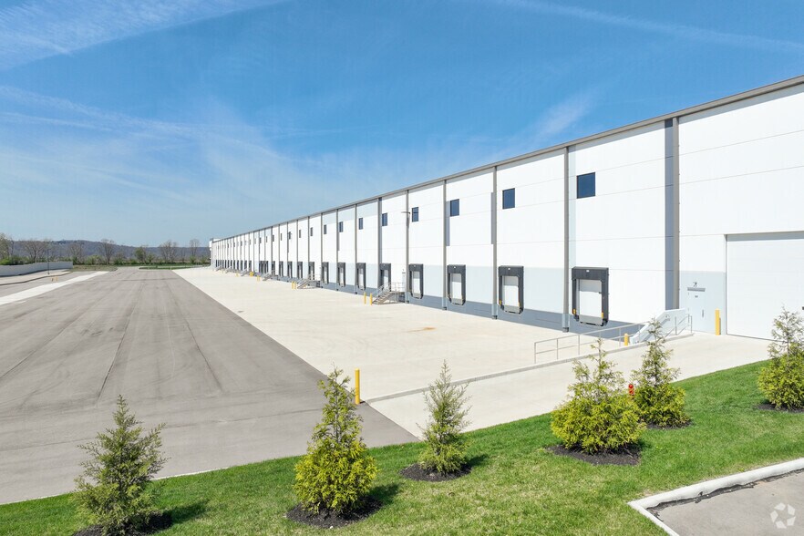 More Photos Of 9981 Harrison Ave, Harrison Distribution For Lease