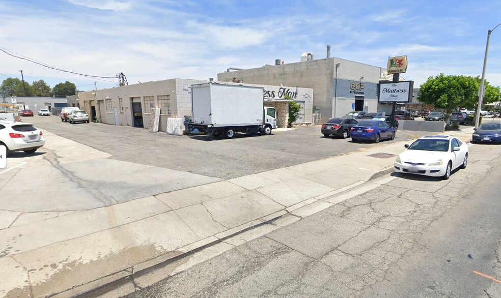 Primary Photo Of 11701-11717 Washington Blvd, Whittier Manufacturing For Lease