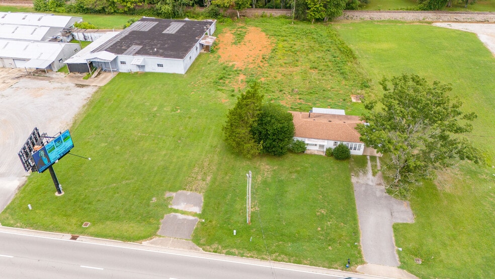 More Photos Of 309 N Military St, Loretto Land For Sale