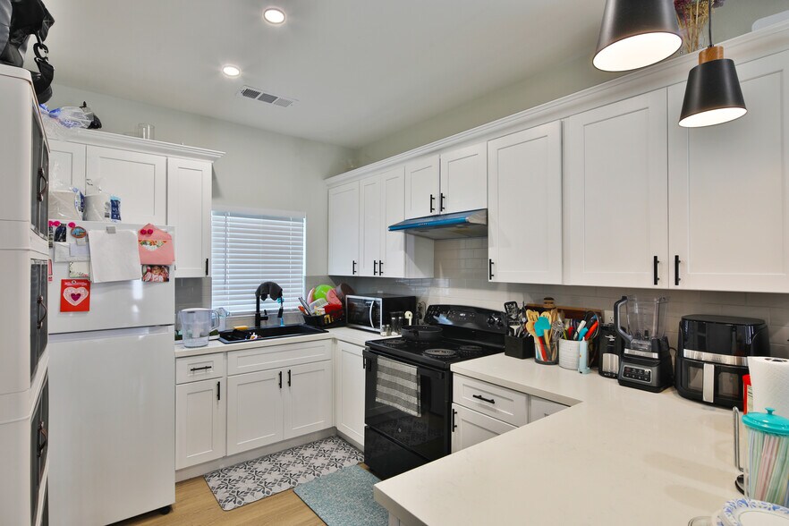 More Photos Of 8247 9th St, Rancho Cucamonga Apartments For Sale