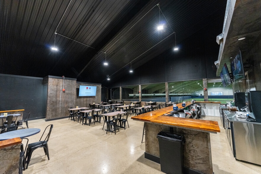 More Photos Of 1 Racquet Ln, Monroeville Sports And Entertainment For Lease