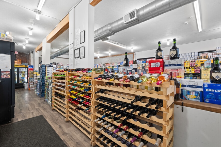 More Photos Of 200-208 E Eighth Ave, Munhall Freestanding For Sale