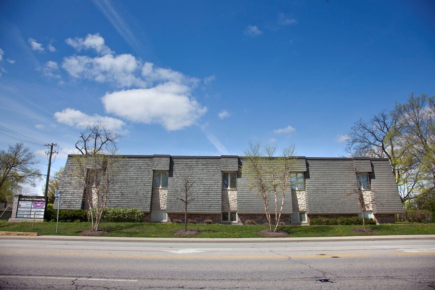 More Photos Of 100 N Lincolnway, North Aurora Medical For Lease