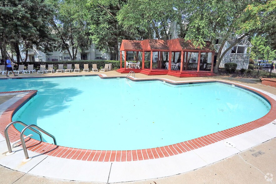 More Photos Of 3001 Reflections Way, Virginia Beach Apartments For Sale