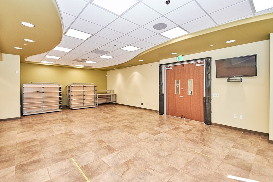 More Photos Of 18 Endeavor, Irvine Medical For Lease