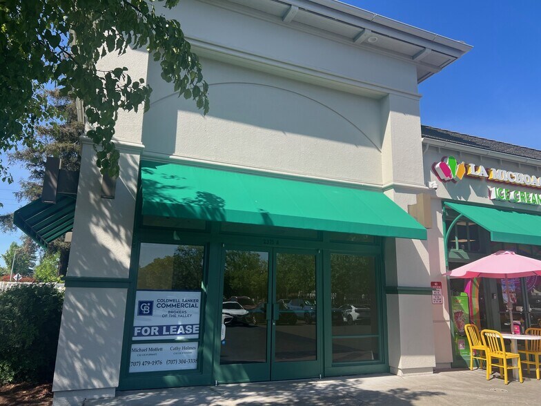 More Photos Of 2375 California Blvd, Napa General Retail For Lease
