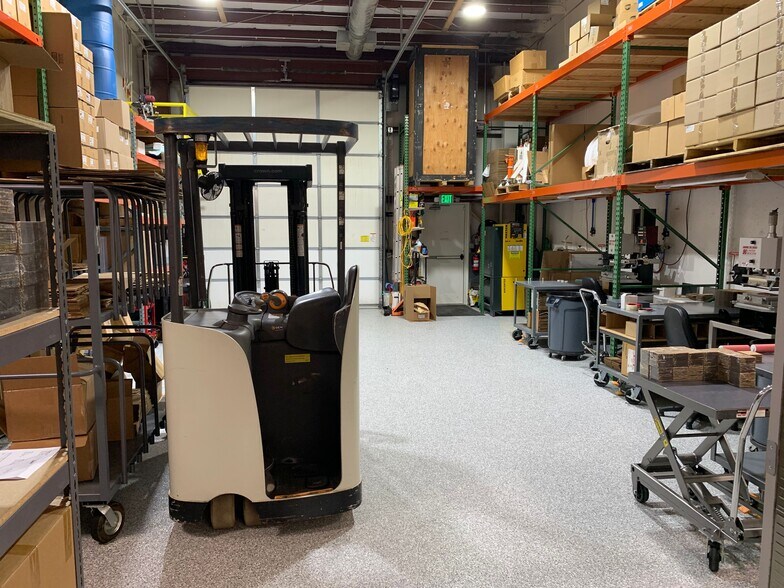 More Photos Of 123-151 12th St SW, Loveland Manufacturing For Sale