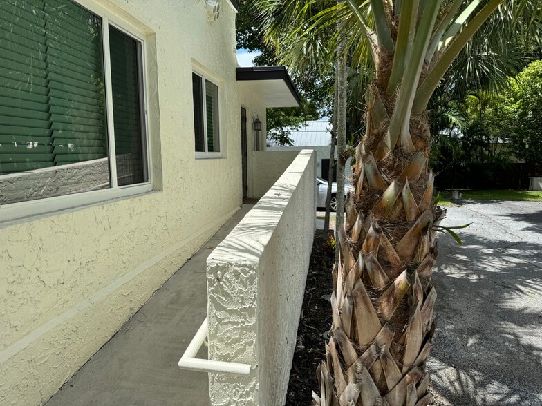 More Photos Of 1317 SE 4th Ave, Fort Lauderdale Office Residential For Sale