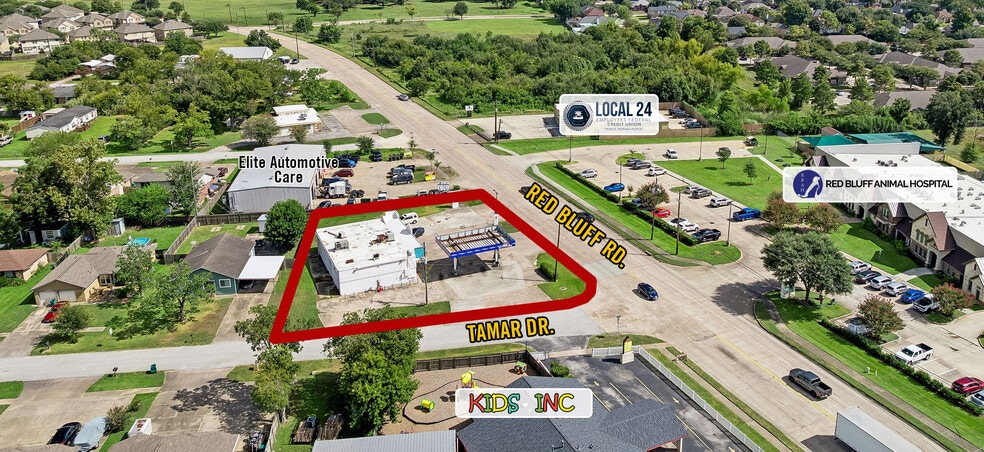 More Photos Of 5010 Red Bluff Rd, Pasadena Service Station For Sale