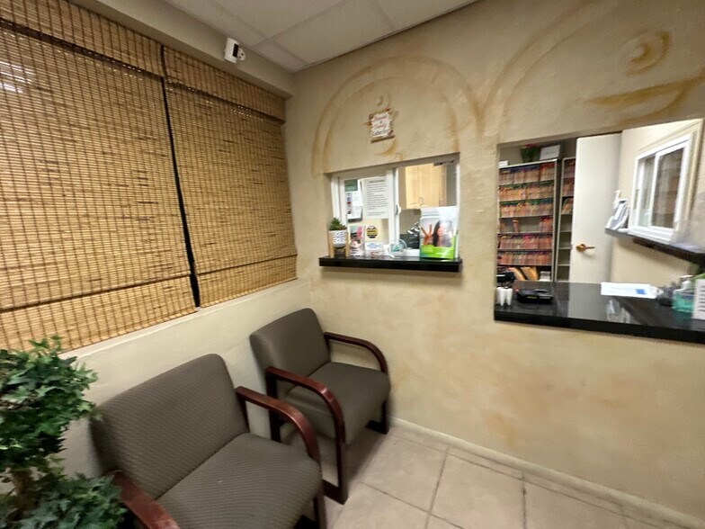 More Photos Of 3241 W Dunlap Ave, Phoenix Medical For Sale