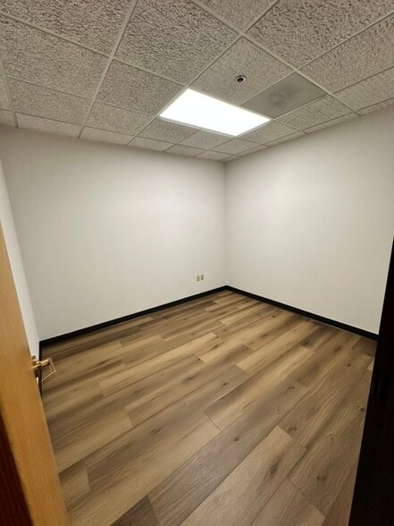 More Photos Of 2265 Roswell Rd, Marietta Office For Lease