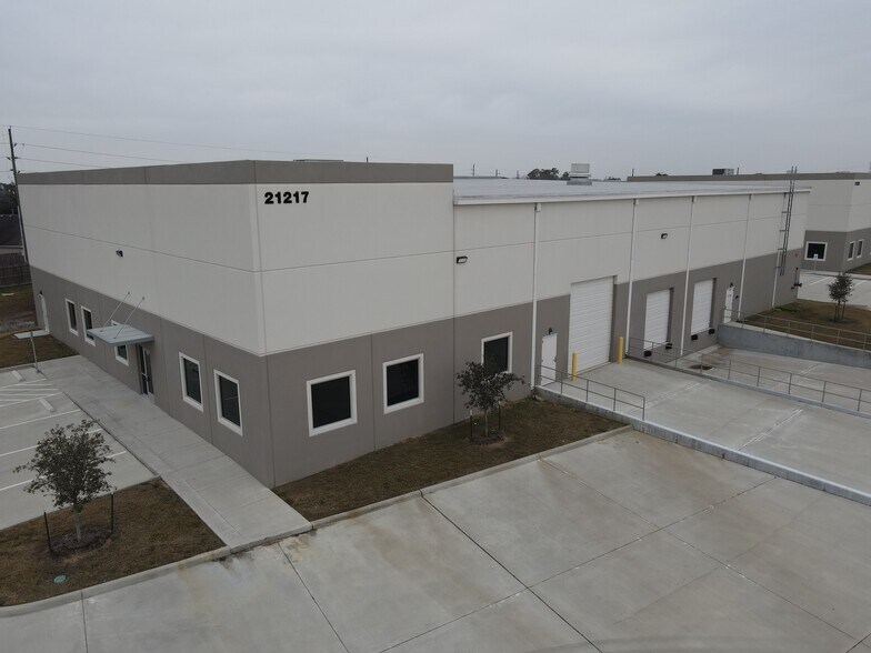 More Photos Of 21203 Clay Rd, Katy Unknown For Lease