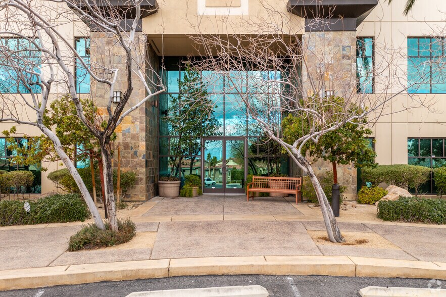 More Photos Of 3425 Cliff Shadows Pky, Las Vegas Medical For Lease