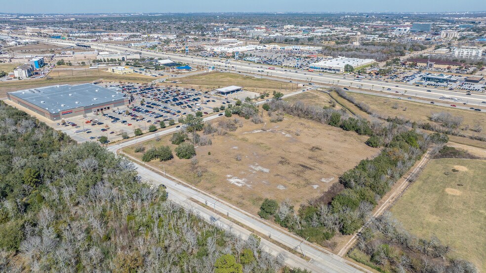 More Photos Of I-45 & Jasmine Ave, Webster Land For Sale