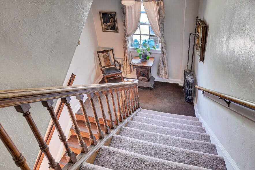 More Photos Of 2245 Head Ln, Helena Hotel For Sale