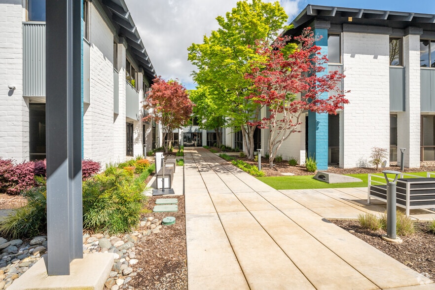 More Photos Of 100 Howe Ave, Sacramento Unknown For Lease