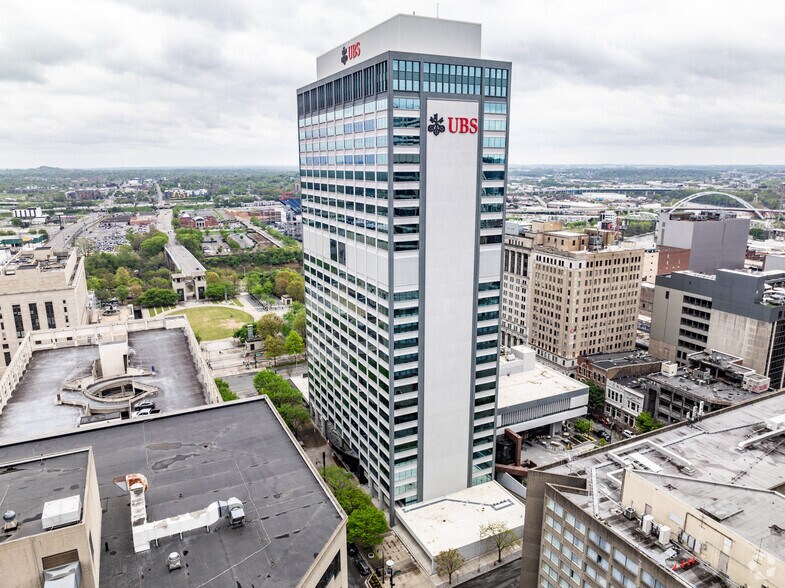 More Photos Of 315 Deaderick St, Nashville Coworking Space