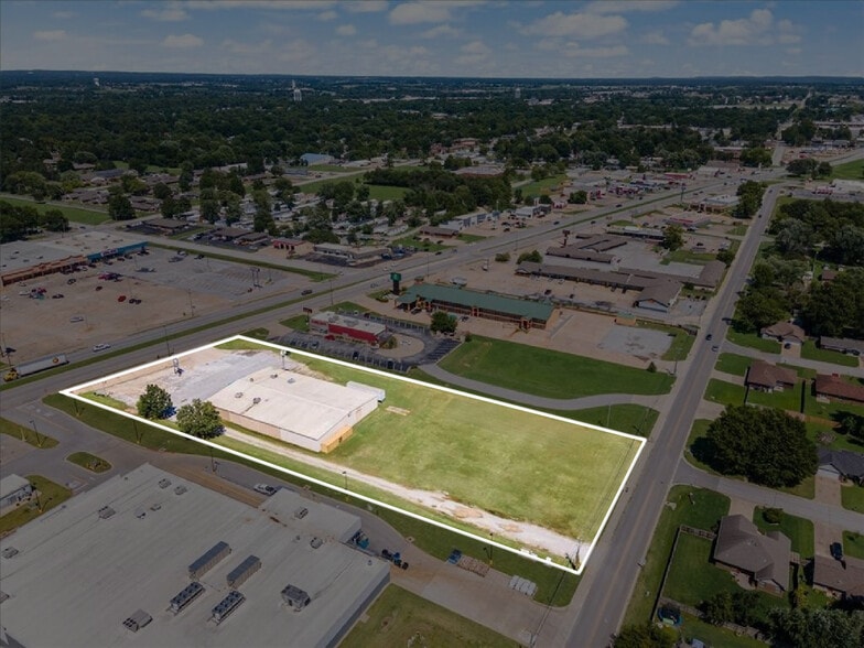 More Photos Of 1490 Highway 412 W, Siloam Springs Bowling Alley For Sale