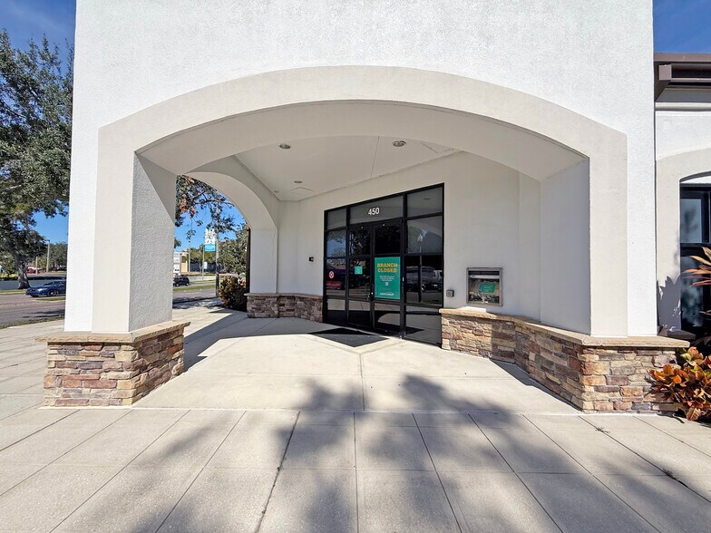 More Photos Of 450 S Orlando Ave, Maitland Bank For Lease