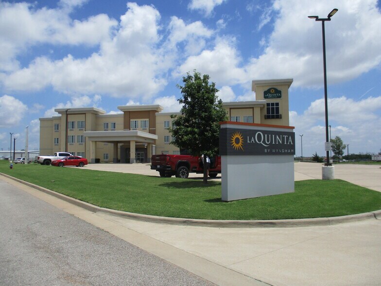 More Photos Of 1038 Airport Rd, Weatherford Manufactured Housing Mobile Home Park For Sale