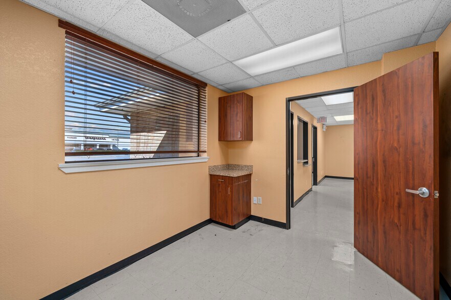 More Photos Of 1601 Liberty St, Richmond Medical For Lease