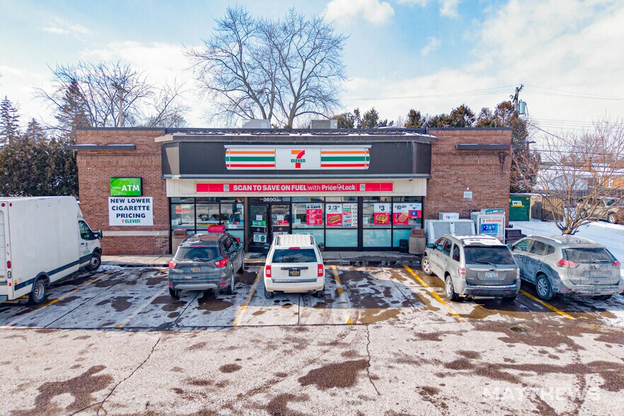 Primary Photo Of 3850 Monroe St, Dearborn Convenience Store For Sale