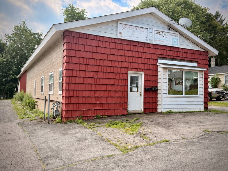 More Photos Of 24 Ohio St, Oswego Office For Sale