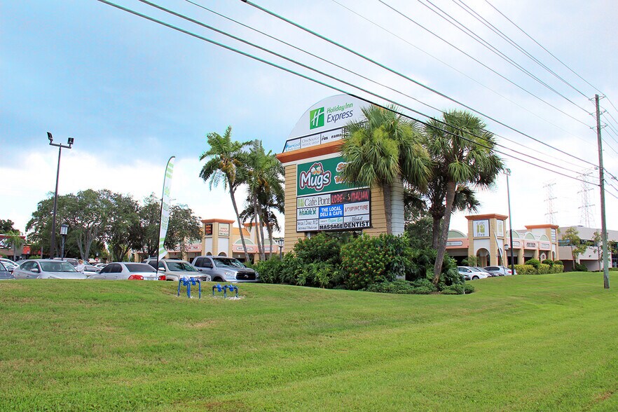 More Photos Of 13505 Icot Blvd, Clearwater Unknown For Lease